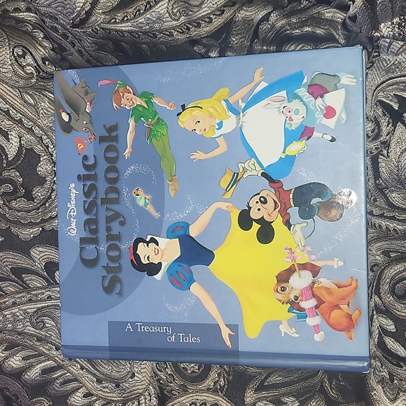 DISNEY Classic Storybook - Picture 1 of 5